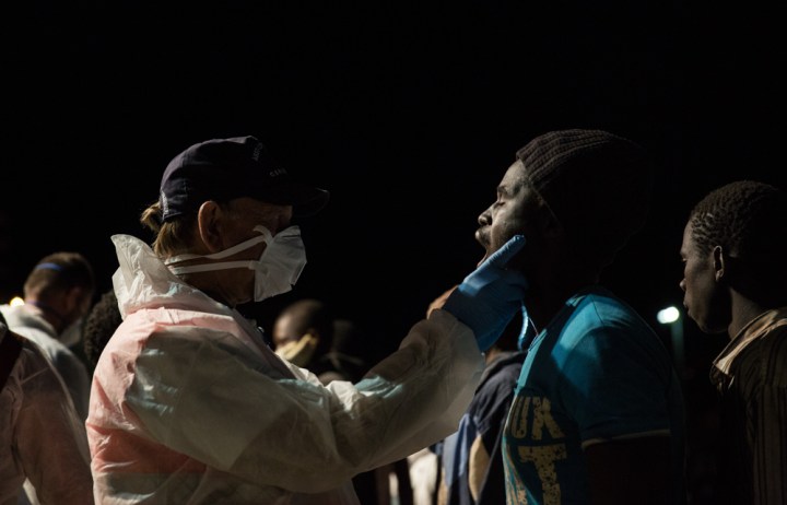 Refugees arrive in Reggio di Calabria, Italy. Photographers: Andrea Patiño Contreras and Gabriela Arp