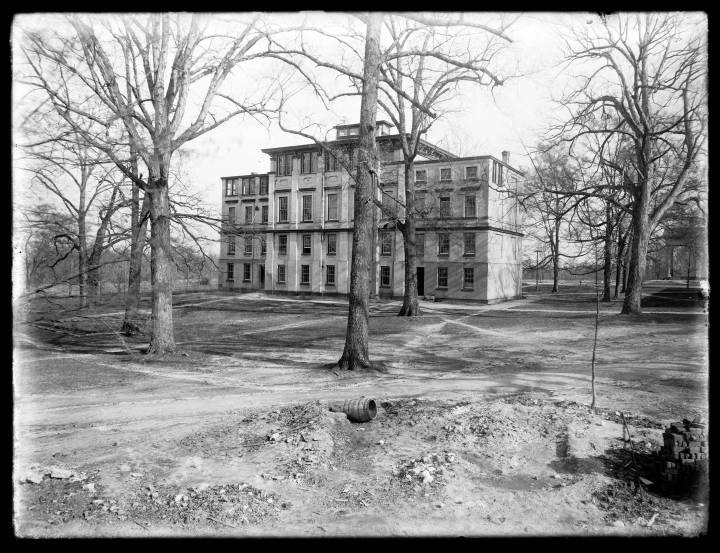 1-Glass_Negative_0255_New_East_March_1901_Scan_1